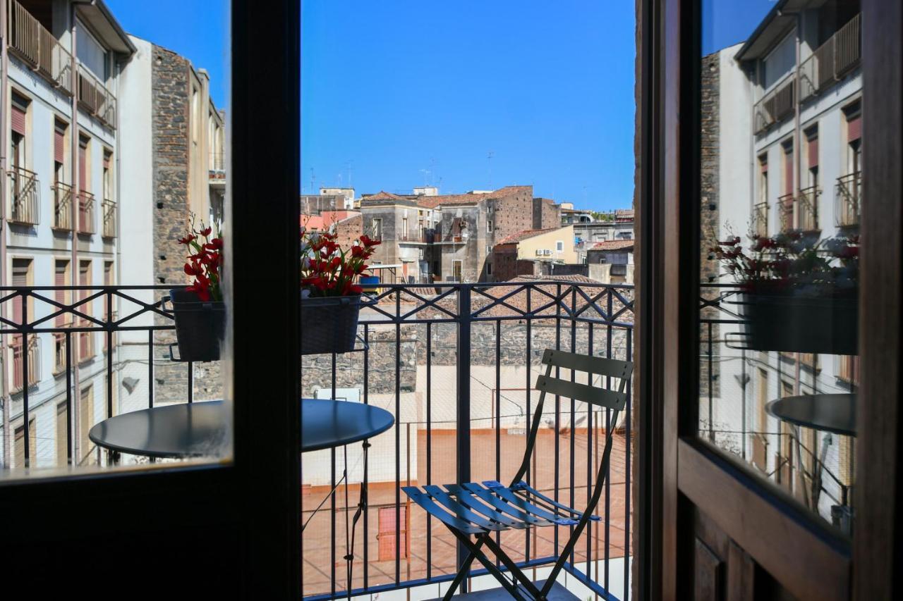 Dada Suites Catania Bagian luar foto