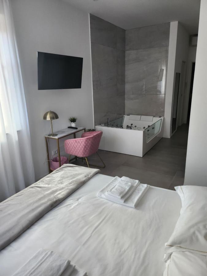 Dada Suites Catania Bagian luar foto